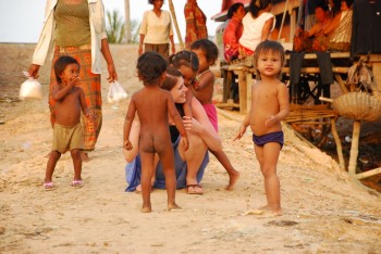 Kinder der Floating Village